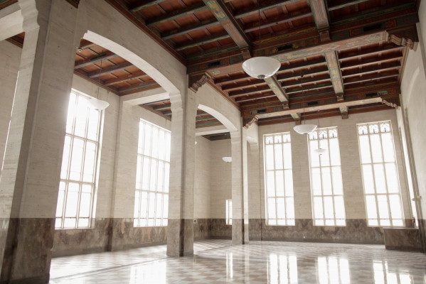 Alfred Dupont building with floor to ceiling windows