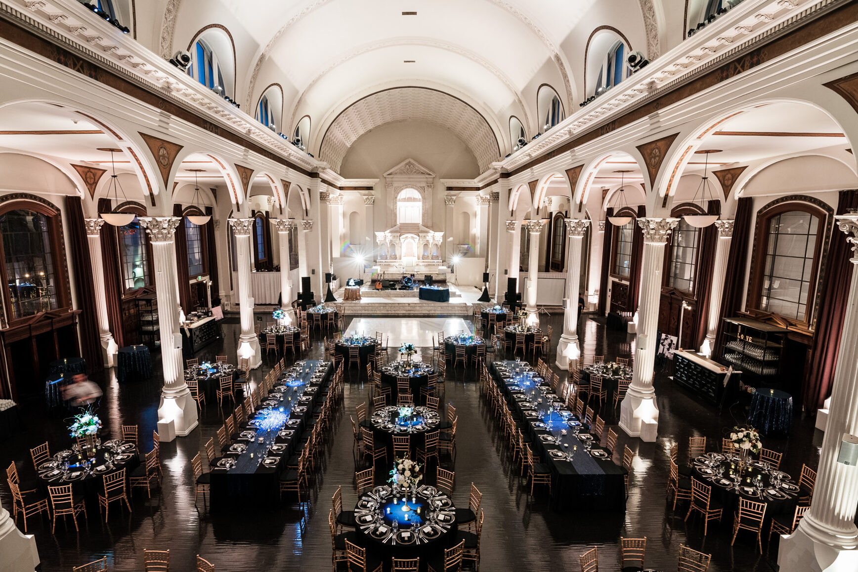 Vibiana venue with large ceilings and columns