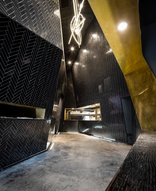 National sawdust 7