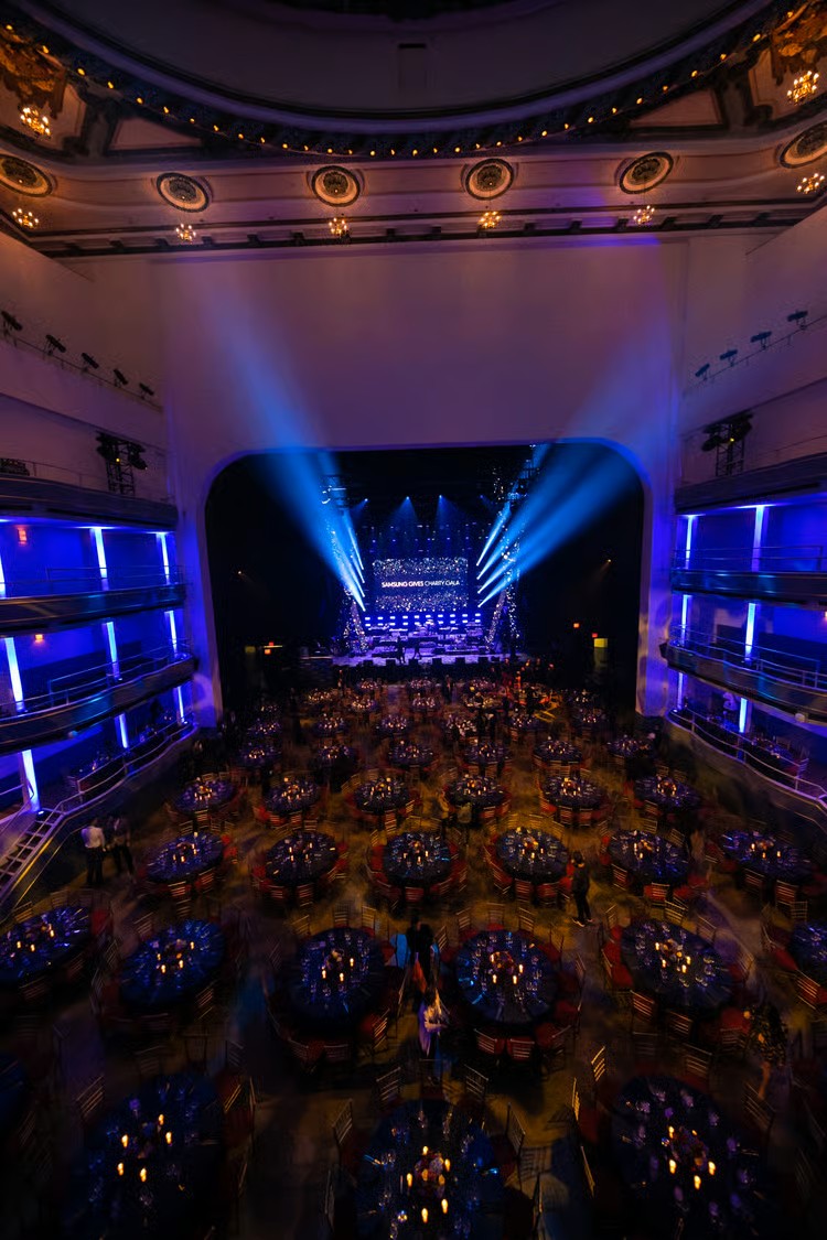 Manhattan center 20